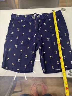 Nrw York company Shorts with Subtle Palm Embroidery
